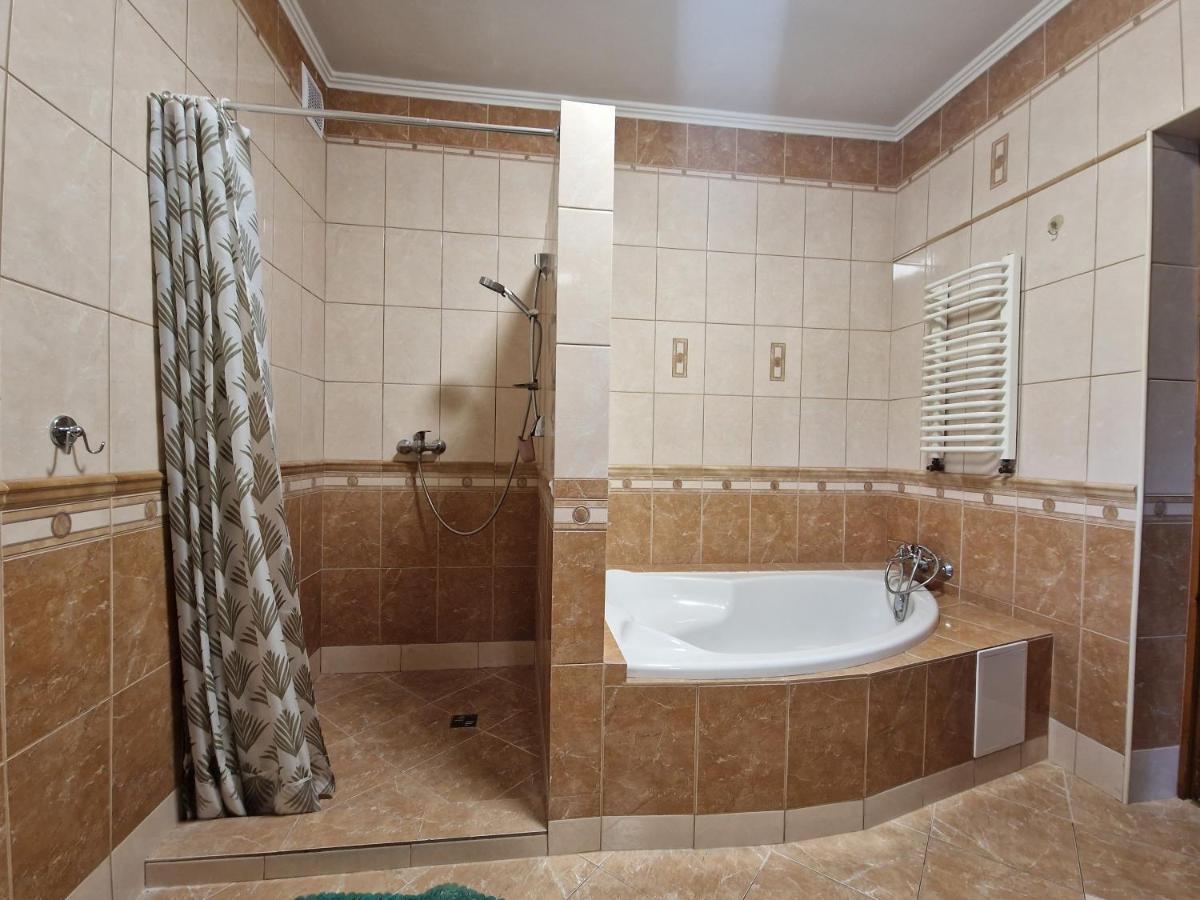 Cichy Zakatek Klodzko Apartment Ngoại thất bức ảnh
